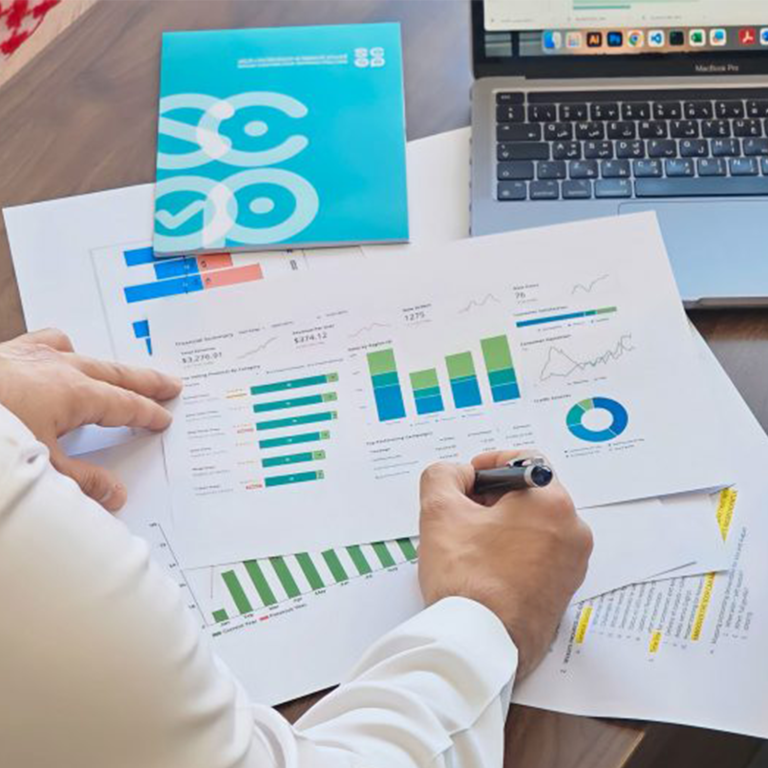 عمل مفاتيح أداء ومتابعتها 